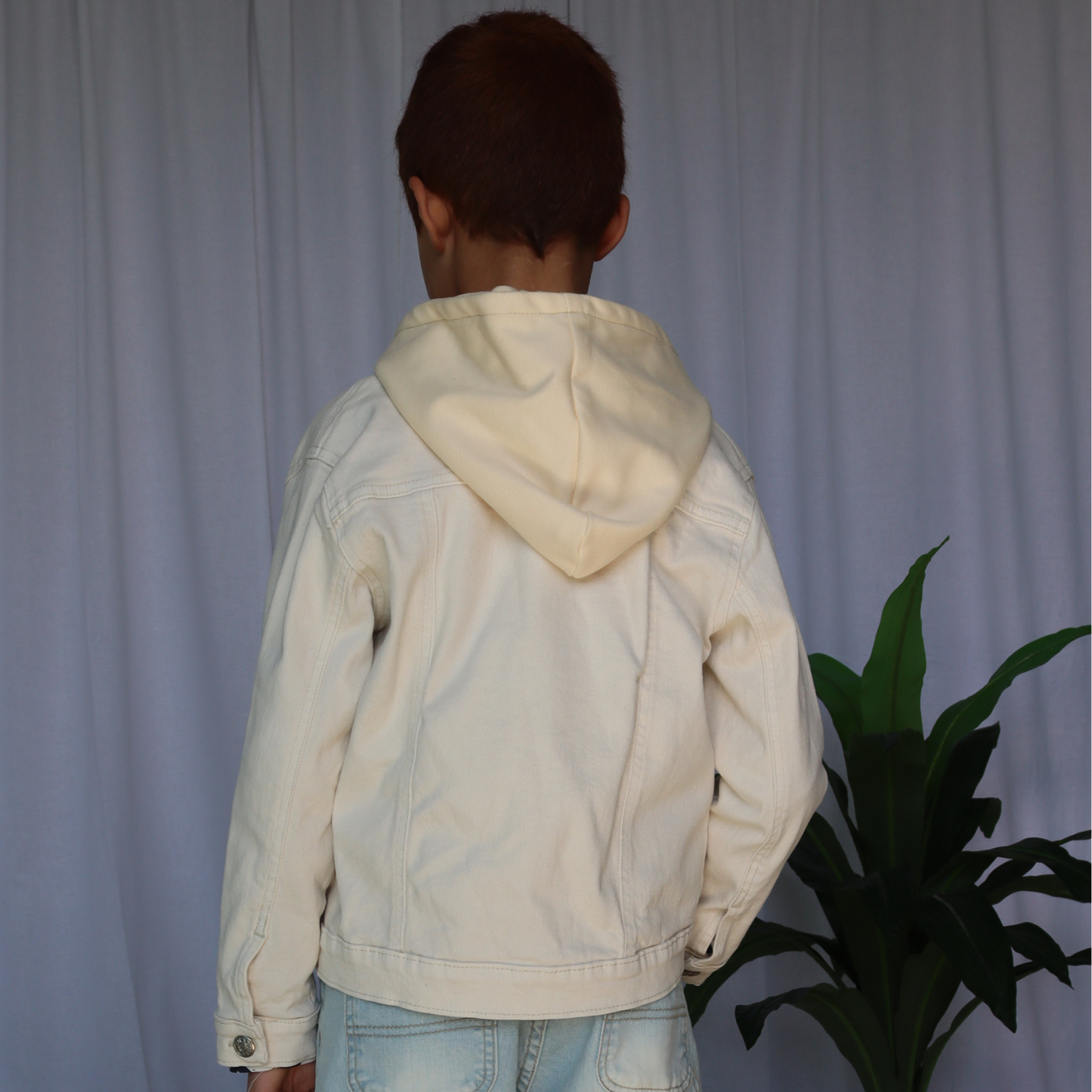 Surchemise garçon avec capuche en jean - Écru